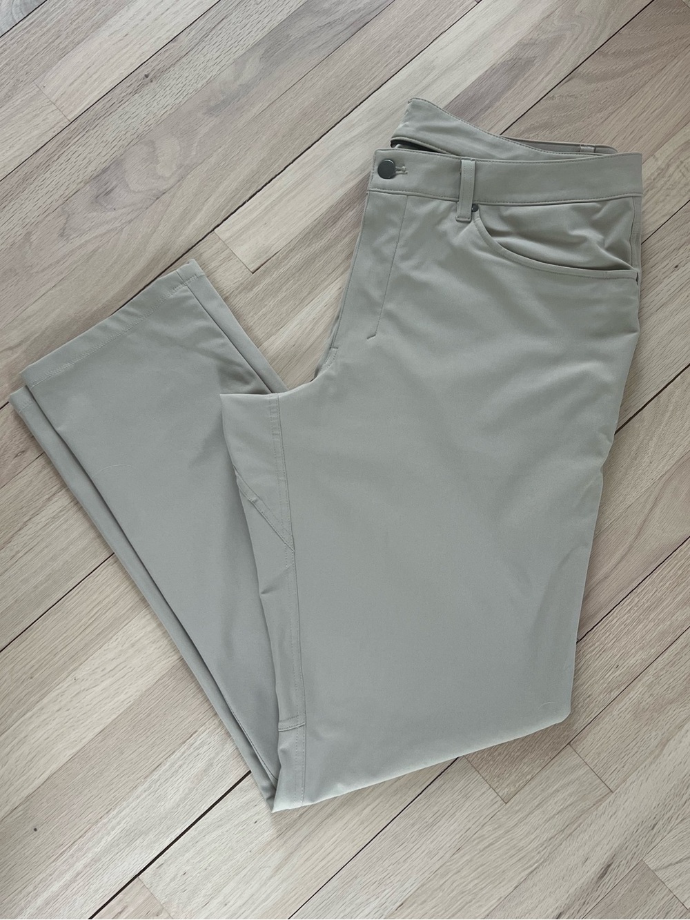👀 LuLuLemon ABC pant - EXCELLENT condition- size 36/32